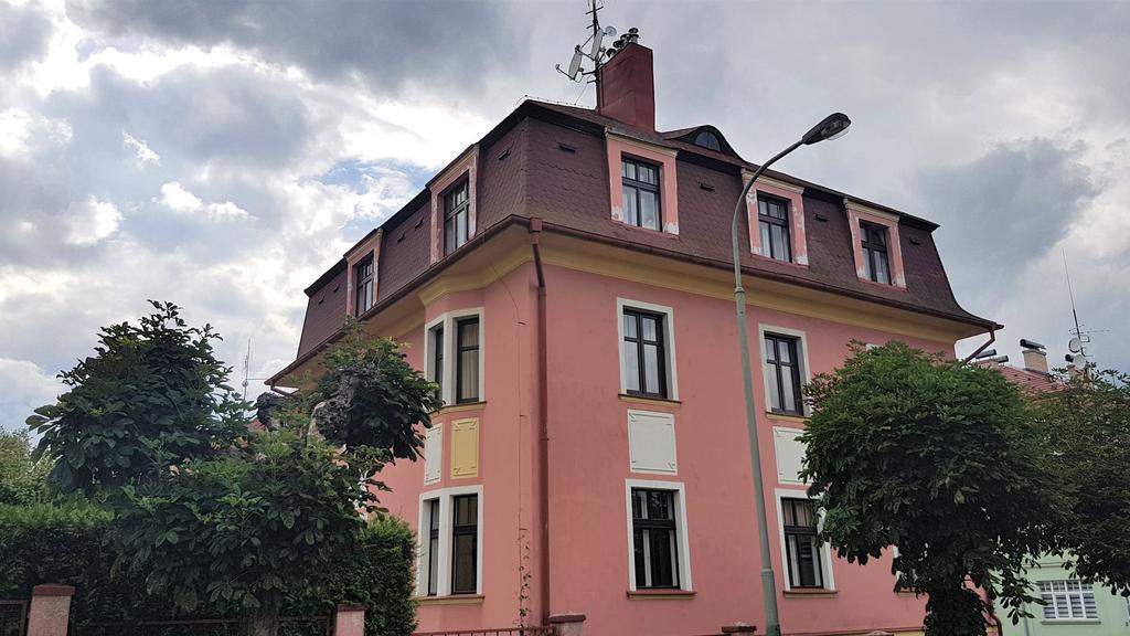 Villa Serena Karlovy Vary Bagian luar foto