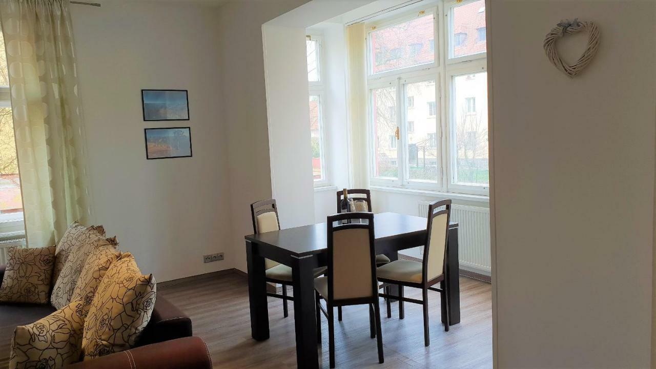 Villa Serena Karlovy Vary Bagian luar foto